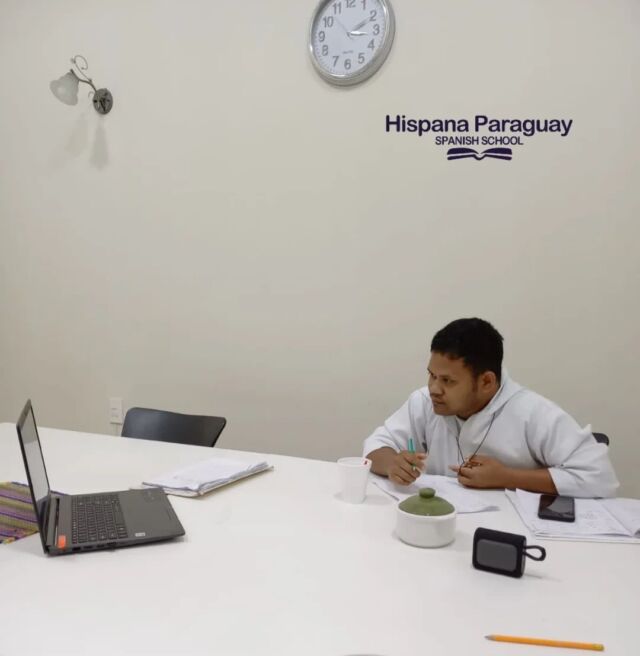 ¡ Adrianus de 🇮🇩 Indonesia estudia español en nuestra escuela ! 🏫
..
..
..
📢  Hispana Paraguay ofrece las mejores opciones para aprender español en Asunción
 👩‍🏫📚✍️
 

🔰 Clases 100% presenciales 

🔰 Lunes a Viernes

🔰 De 2 hasta 4 horas por día
 
🔰 Programa Intensivo 

 
 
 📲 WhatsApp +595983232339
 
 📧 info@hispanaparaguay.com.py

 🌐 www.hispanaparaguay.com.py 
 

#estudiaespañol #studySpanish #aprendeespañol #learnspanish #español #spanish #learningspanish #paraguay #asunción #spanishvocabulary #spanishlanguage #spanishonline #spanishteacher #spanish #spanishcourse #hispana #spanishschool #escueladeespañol #hispanaparaguay